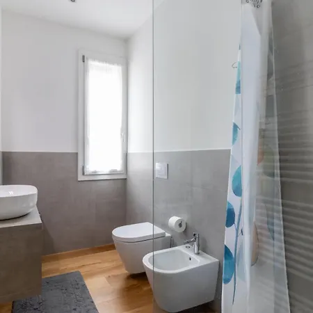 Charming Home-duomotv Apartment