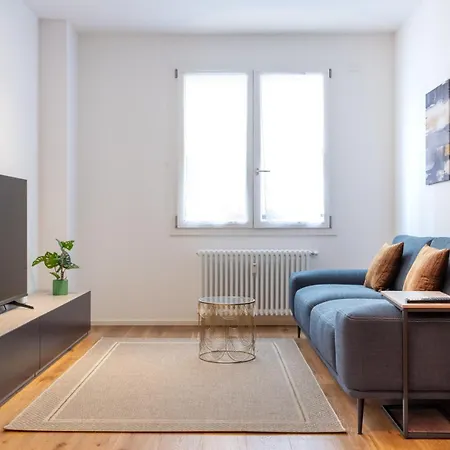 Apartment Charming Home-duomotv Treviso