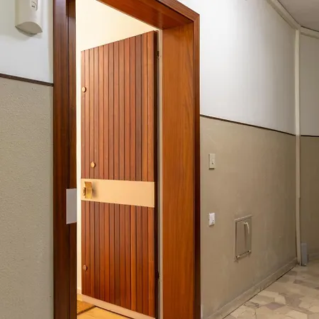 Charming Home-duomotv شقة تريفيزو