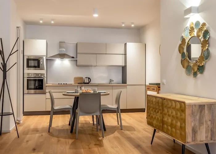 Apartment Charming Home-duomotv